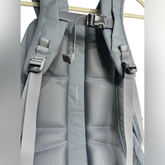The North Face Jester Campus Backpack – Gray with Bungee Detail - Picture 6 of 13
